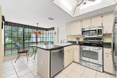 6695 Pin Oak Court, Spring Hill, FL 34606 - Photo 8