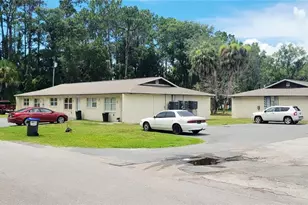 753 NE 9th St, Crystal River, FL 34428 - Photo 1