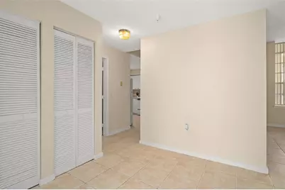 701 Mirror Lake Drive N #102, Saint Petersburg, FL 33701 - Photo 22
