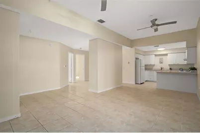 701 Mirror Lake Drive N #102, Saint Petersburg, FL 33701 - Photo 10