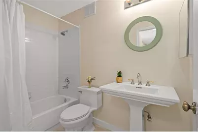701 Mirror Lake Drive N #102, Saint Petersburg, FL 33701 - Photo 28