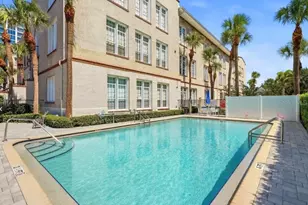 701 Mirror Lake Dr N, Saint Petersburg, FL 33701 - Photo 38