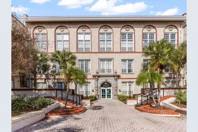 701 Mirror Lake Drive N #102, Saint Petersburg, FL 33701 - Photo 1