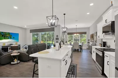9071 Lenore Court, Weeki Wachee, FL 34613 - Photo 6