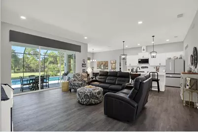 9071 Lenore Court, Weeki Wachee, FL 34613 - Photo 8