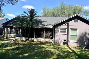 1808 Powder Ridge Dr, Valrico, FL 33594 - Photo 32