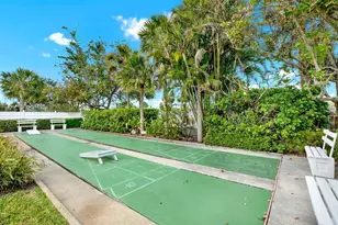 4939 Floramar Terrace, New Port Richey, FL 34652 - Photo 20