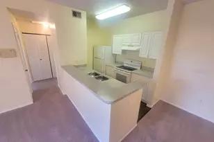 10020 Strafford Oak Ct, Tampa, FL 33624 - Photo 10
