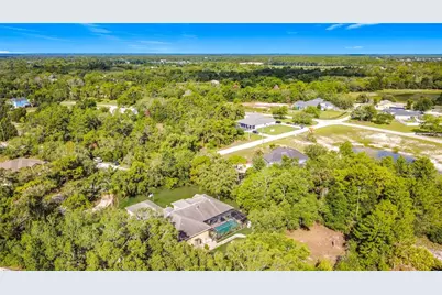 10301 Fox Sparrow Avenue, Weeki Wachee, FL 34613 - Photo 54