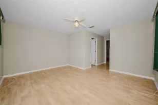 7952 Foxwood Dr, New Port Richey, FL 34653 - Photo 46