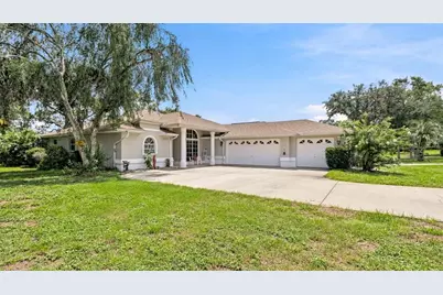 13194 Roseanna Drive, Spring Hill, FL 34609 - Photo 4
