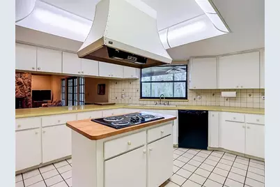 10050 Deer Lane, New Port Richey, FL 34654 - Photo 16