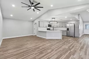 9642 Elgin Blvd, Spring Hill, FL 34606 - Photo 12
