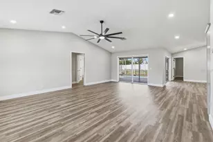 9642 Elgin Blvd, Spring Hill, FL 34606 - Photo 6