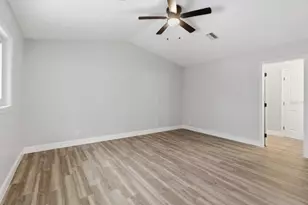 9642 Elgin Blvd, Spring Hill, FL 34606 - Photo 16
