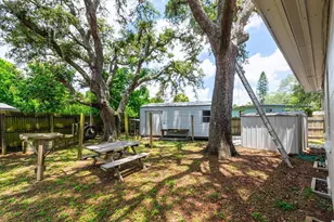 1808 S Club Ct, Tampa, FL 33612 - Photo 38