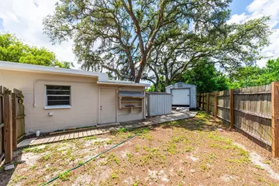 1808 S Club Court, Tampa, FL 33612 - Photo 34