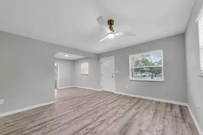 1808 S Club Court, Tampa, FL 33612 - Photo 4