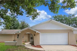 8643 Woodbridge Dr, New Port Richey, FL 34655 - Photo 1