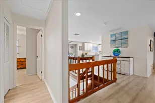 1410 Riverside Dr, Tarpon Springs, FL 34689 - Photo 48