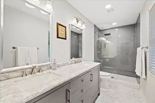 1410 Riverside Dr, Tarpon Springs, FL 34689 - Photo 42