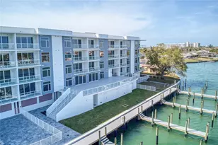 415 Island Way, Clearwater Beach, FL 33767 - Photo 16