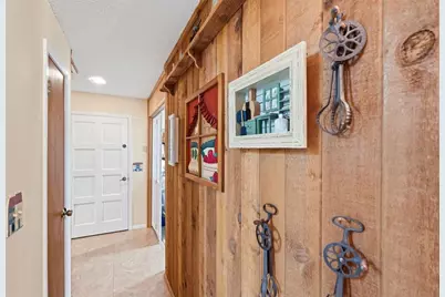 15041 Camrose Avenue, Spring Hill, FL 34610 - Photo 28
