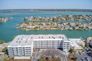 415 Island Way, Clearwater Beach, FL 33767 - Photo 24