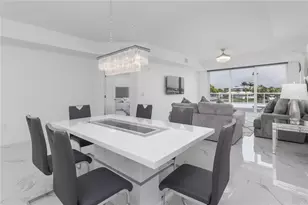 415 Island Way, Clearwater Beach, FL 33767 - Photo 20