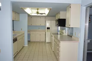 10512 Tapestry Dr, Port Richey, FL 34668 - Photo 6