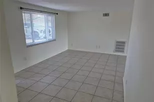 13636 Veronica Dr, Hudson, FL 34667 - Photo 12