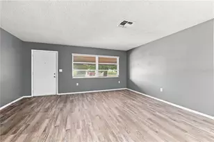7819 Royal Stewart Dr, New Port Richey, FL 34653 - Photo 10