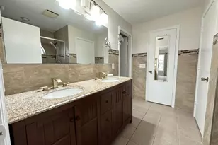 931 Hunter Ln, Tarpon Springs, FL 34689 - Photo 12