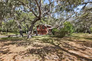 10221 Osceola Dr, New Port Richey, FL 34654 - Photo 6
