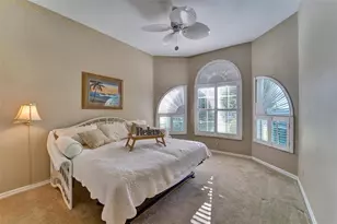 740 Salt Lake Dr, Tarpon Springs, FL 34689 - Photo 16