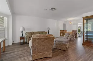 7196 Crown Oaks Dr, Spring Hill, FL 34606 - Photo 6