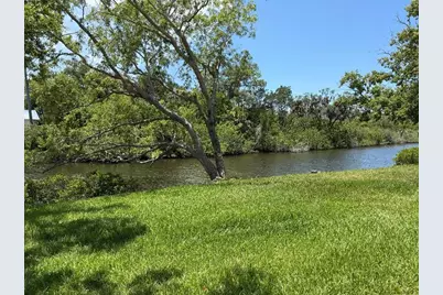 4142 Hampton Drive #4142, New Port Richey, FL 34652 - Photo 4