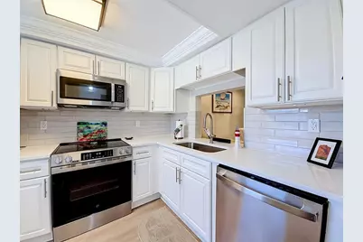 4142 Hampton Drive #4142, New Port Richey, FL 34652 - Photo 8