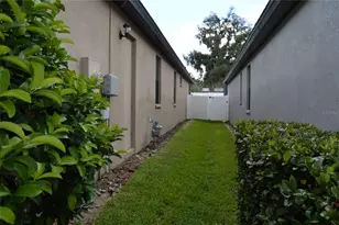 1214 Florablu Dr, Seffner, FL 33584 - Photo 46