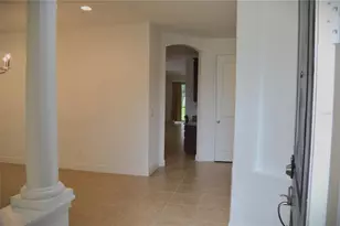 1214 Florablu Dr, Seffner, FL 33584 - Photo 8