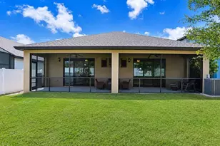 1214 Florablu Dr, Seffner, FL 33584 - Photo 52