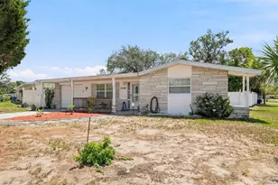 3498 Thunderbird Ave, Spring Hill, FL 34606 - Photo 4