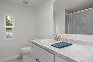 3450 Osage Dr, Zephyrhills, FL 33541 - Photo 6