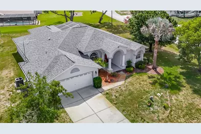 8206 Pinehurst Drive, Spring Hill, FL 34606 - Photo 4