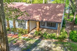 2077 Woodcutter Ct, Spring Hill, FL 34606 - Photo 4