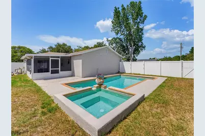 4526 Bayridge Court, Spring Hill, FL 34606 - Photo 2