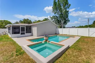 4526 Bayridge Ct, Spring Hill, FL 34606 - Photo 2