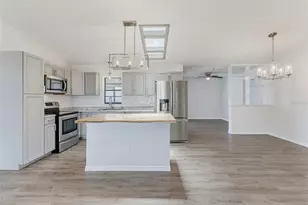4526 Bayridge Ct, Spring Hill, FL 34606 - Photo 10