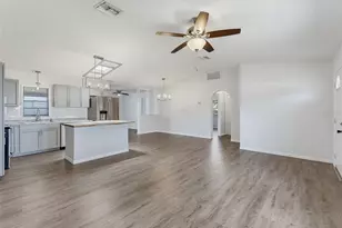 4526 Bayridge Ct, Spring Hill, FL 34606 - Photo 8