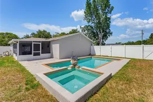 4526 Bayridge Ct, Spring Hill, FL 34606 - Photo 2